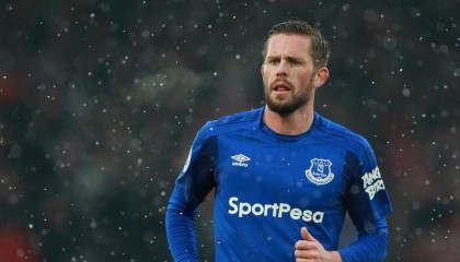 开云体育入口-世界上最奇怪的足球比赛和规则揭秘，世界上最奇葩的足球进球