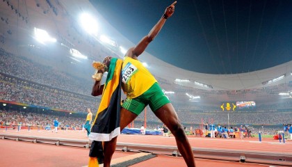 开云官方-威廉姆斯在决赛中击败荷兰选手桑妮·范·代克，桑尼 比尔 威廉姆斯