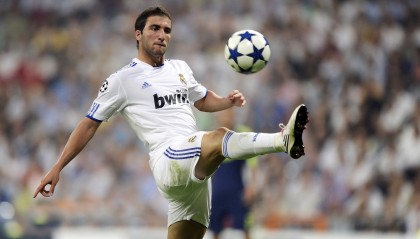 开云注册网址-托桑·埃夫布奥姆万成为NBA球迷关注焦点，埃托奥布冯